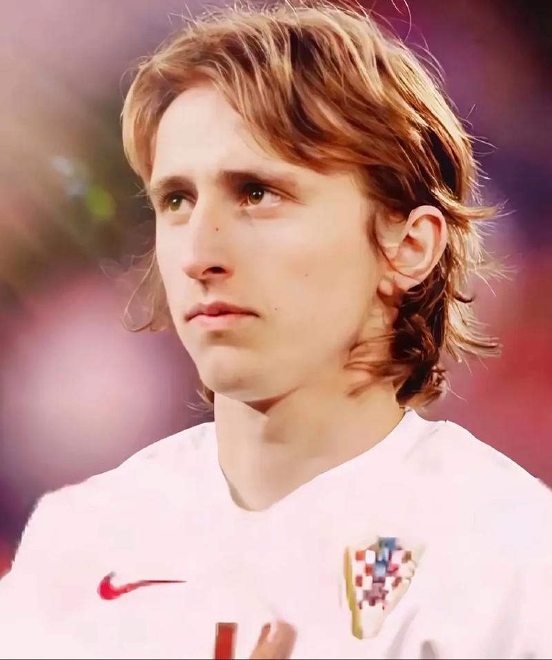 重度电竞与轻度游戏用户画像差异解析