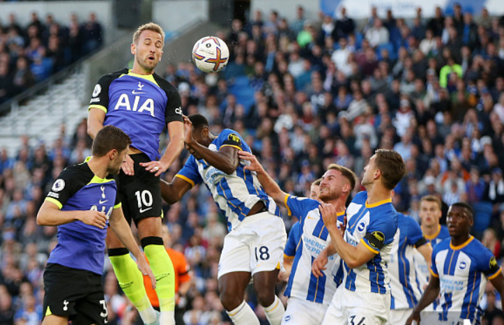 [中超]武磊点球破门 上海海港战平山东泰山