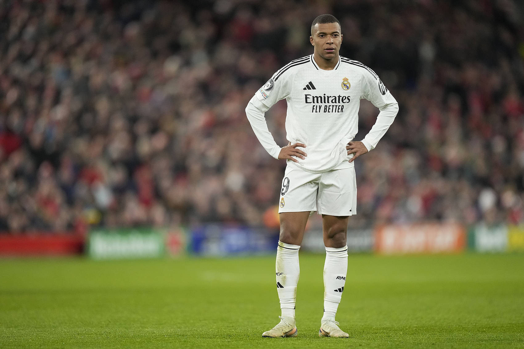 恭喜IG！3-0横扫WE，晋级败决！将和BLG争夺第二个晋级MSI资格