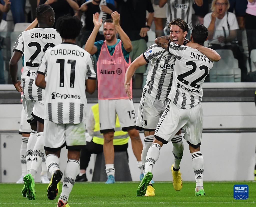 上任半赛季即遭解雇，哈维-阿隆索到底“错在哪”？