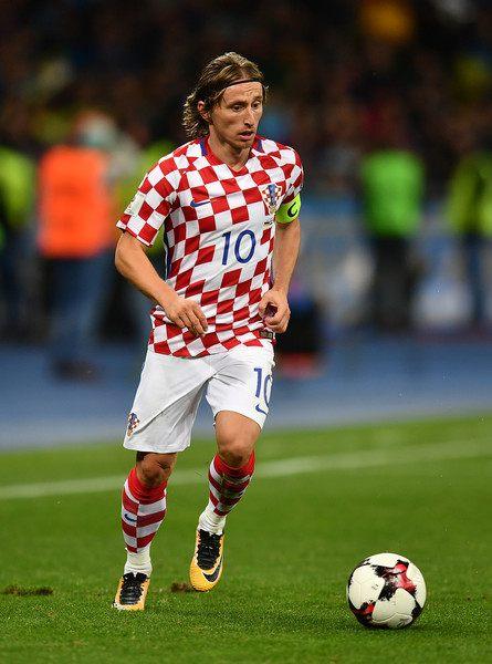 快船121-105轻取篮网 哈登31+4+6伦纳德26分