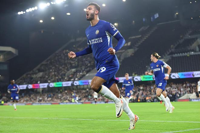 詹姆斯：所有背靠背我都待定出战；41岁的我上场时间历史最多