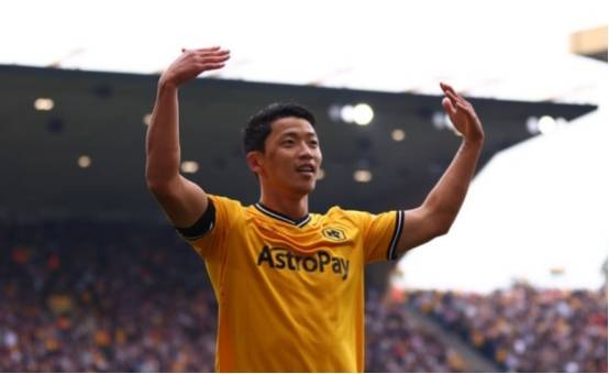 辽篮吞下两连败！外援拿一半分数，流泪退场！