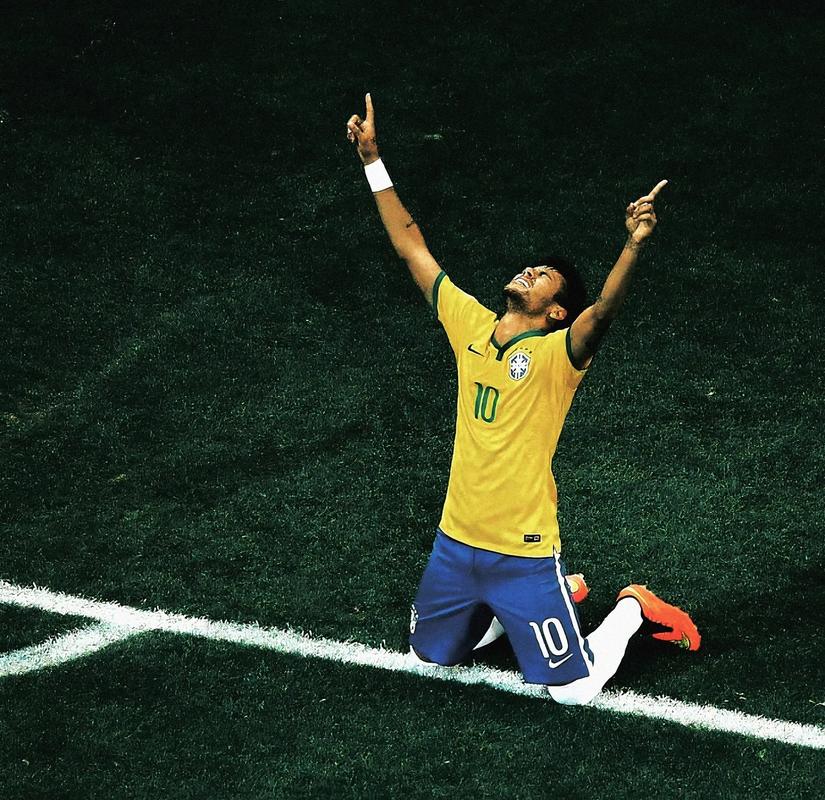 又一个美女要被吓哭了！《寂静岭f》凛子演员将接力直播